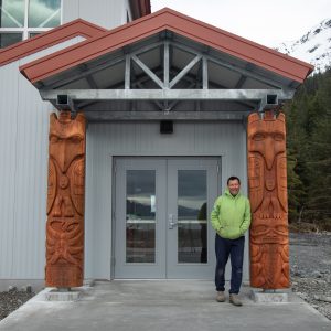 Local Totem Carver Shares Meaning at Shorebird Festival